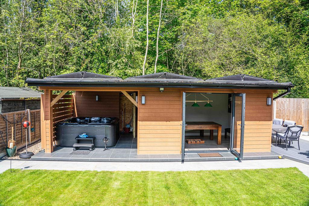 Rear single storey extension built by CJS Construction